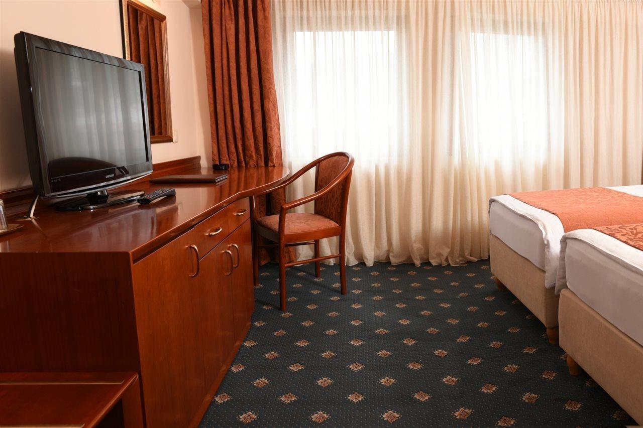 Hotel Glam Skopje Exterior foto